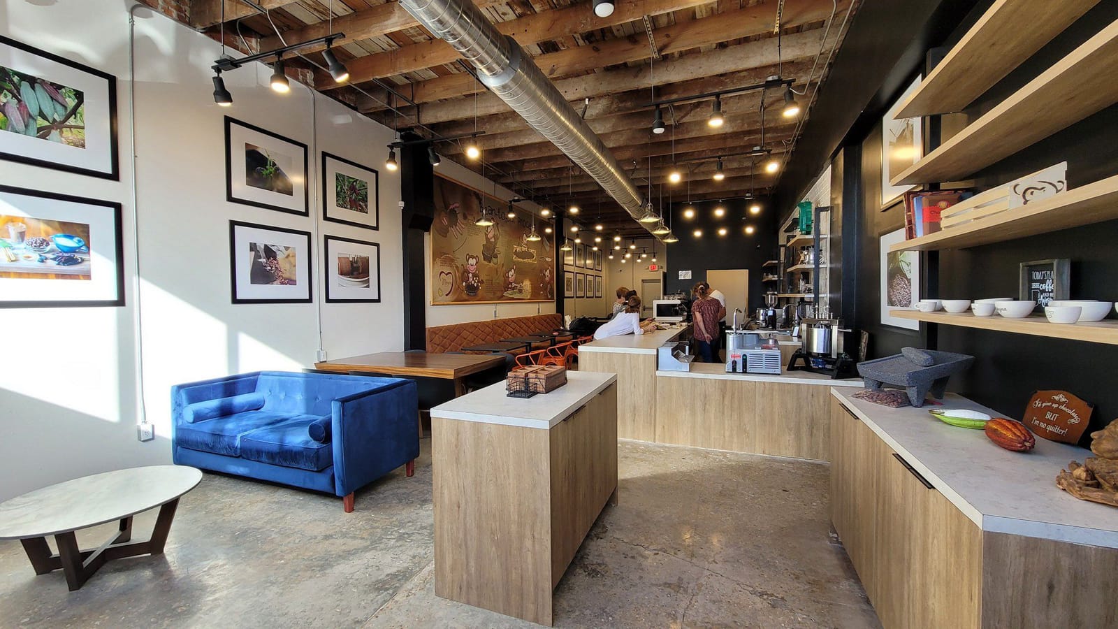 Mozna Chocolate & Coffee Co. photo 3