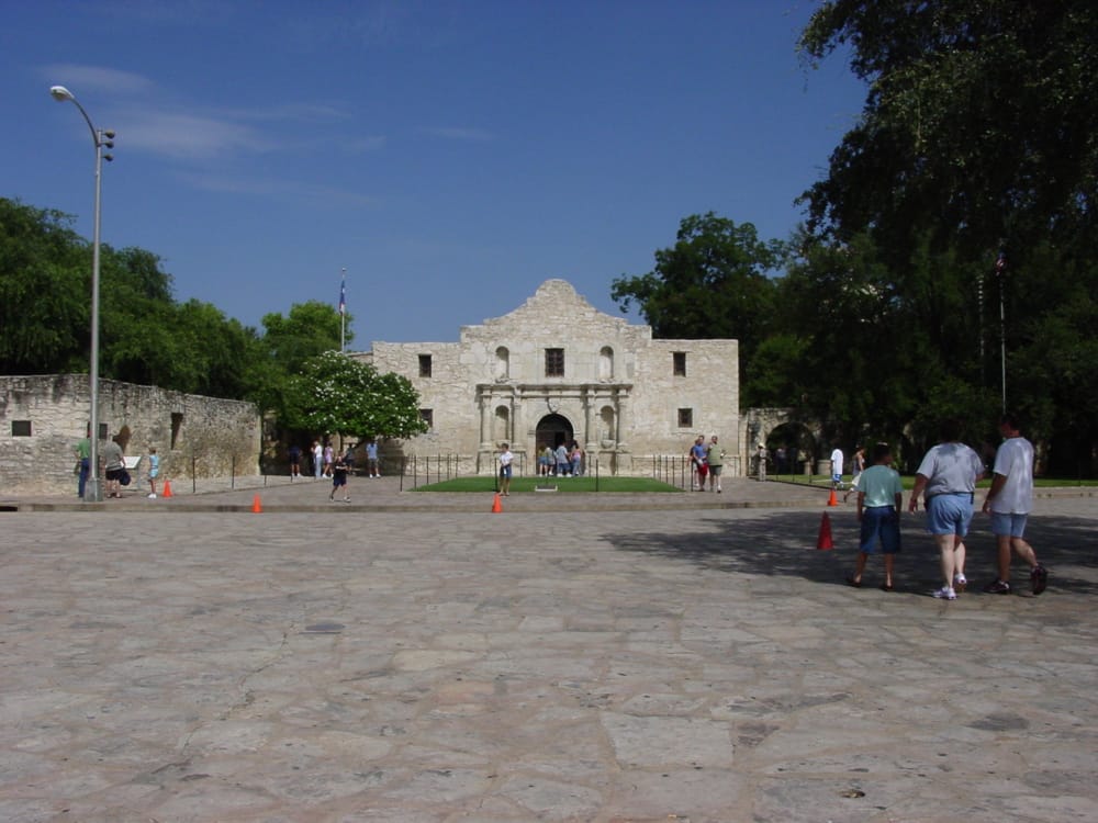 Alamo Plaza Coffee Shop & Bar photo 5