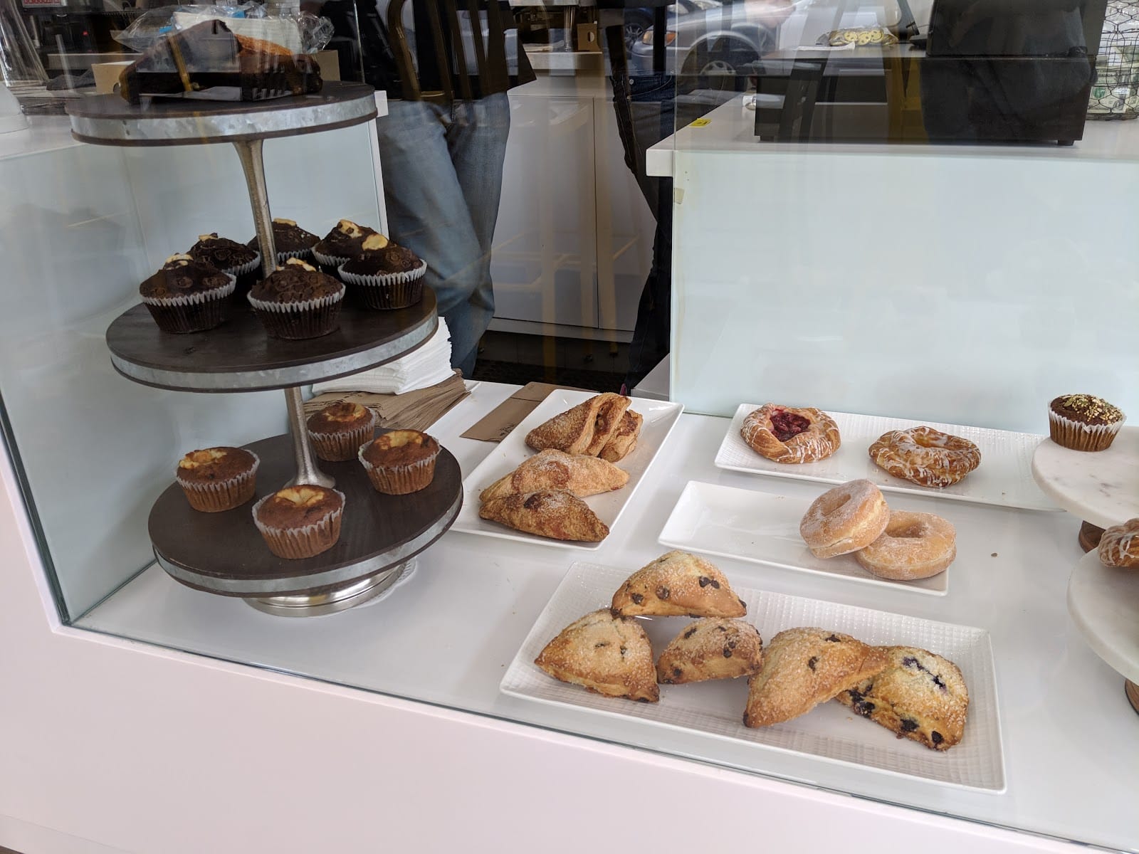 UPFORDAYZ Cafe & Bakery