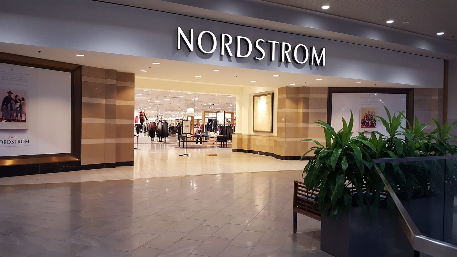 Nordstrom Ebar Artisan Coffee photo 2
