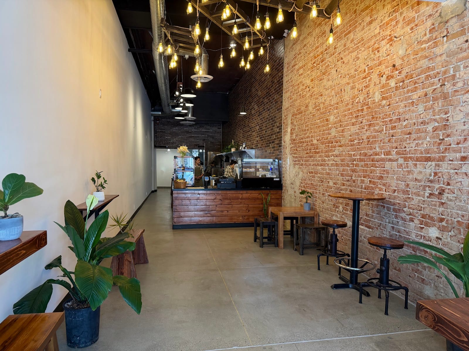 Cassie Café