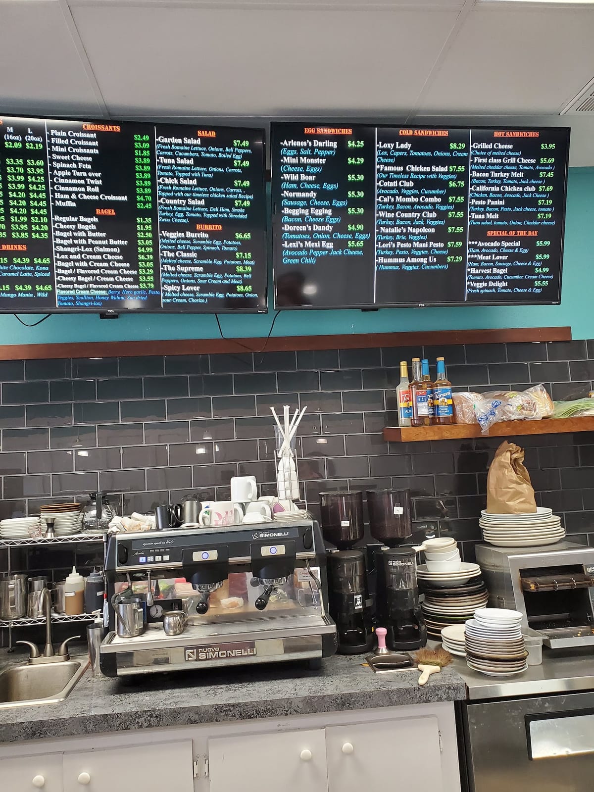 Cafe Des Croissants