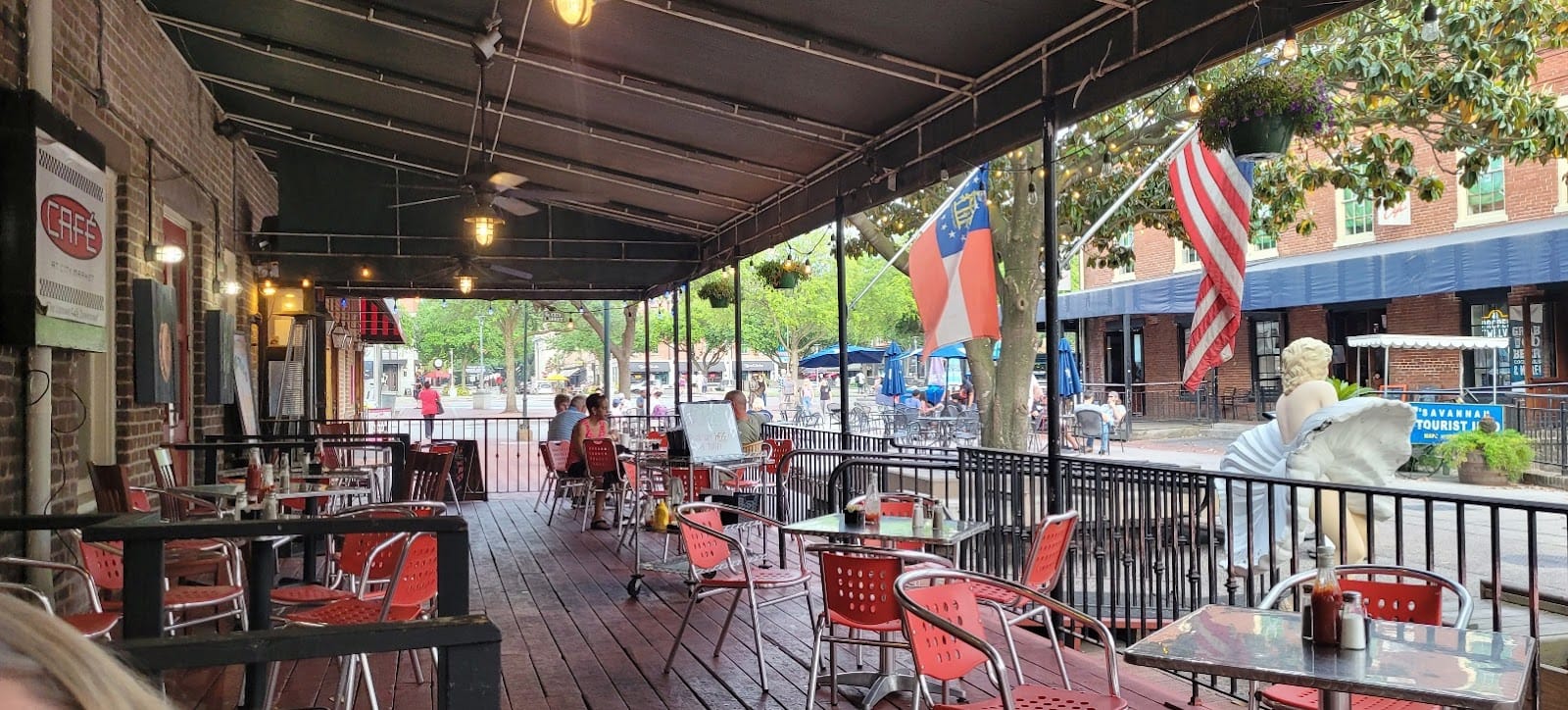 Magnolia Cafe and Kitchen
