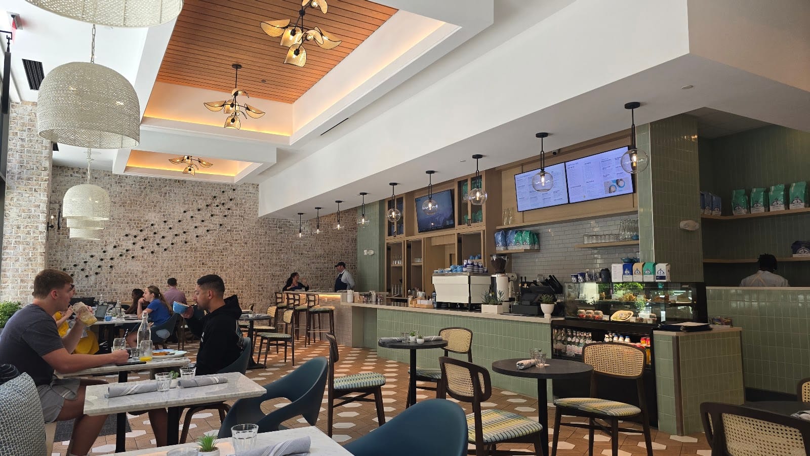 Bluestone Lane - Historic District Café
