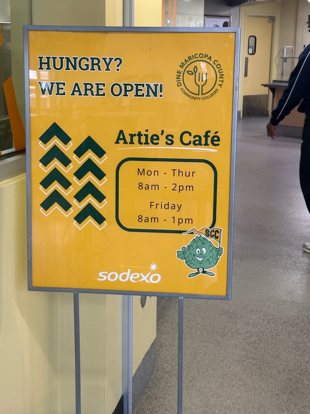Arties Café