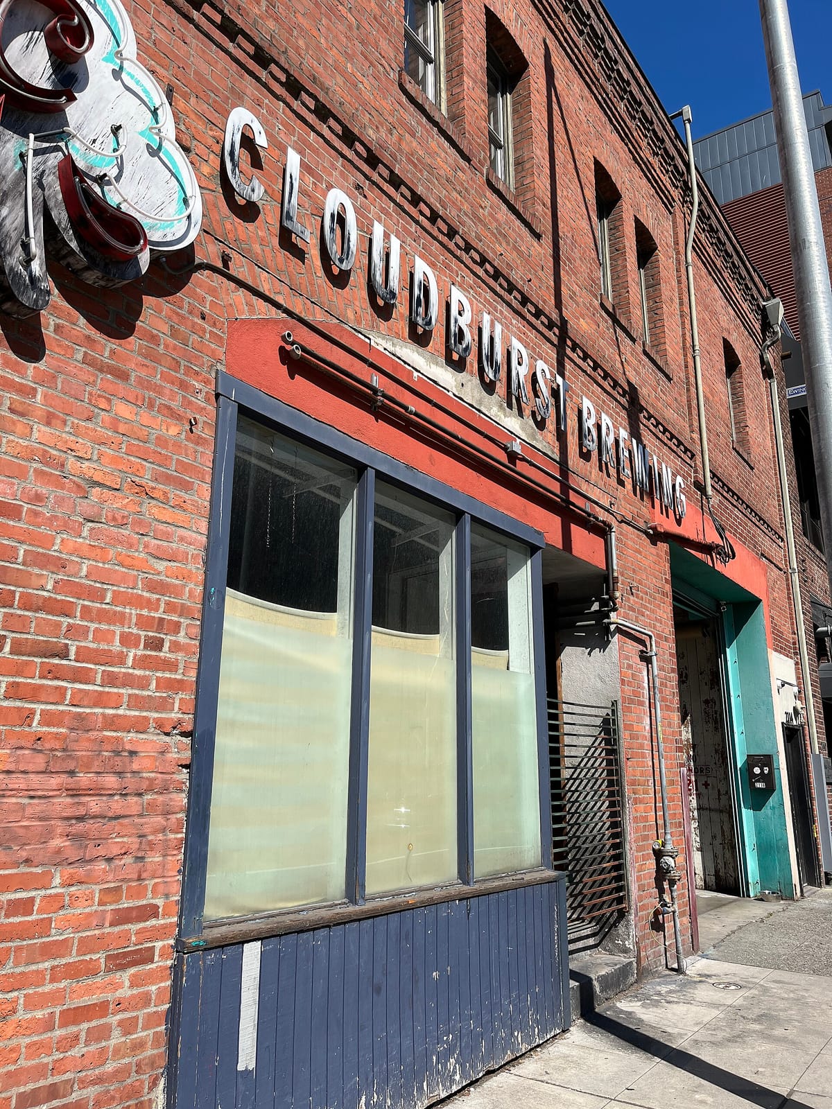 Goldvine Coffee Bar & Gallery photo 4