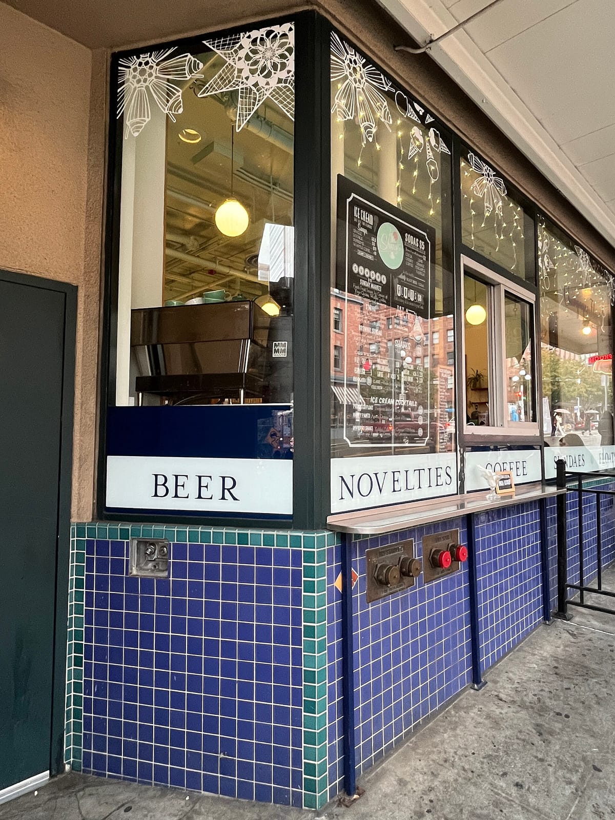 Victrola Coffee Roasters photo 3