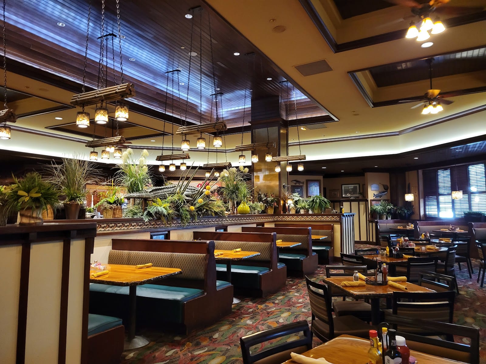 Sportsmans' Paradise Cafe