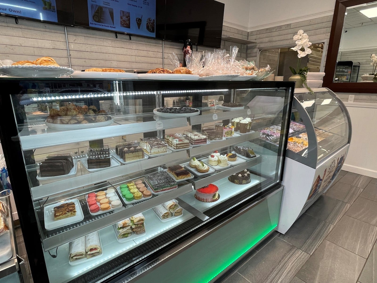 Patisserie Salzburg Cafe Stamford