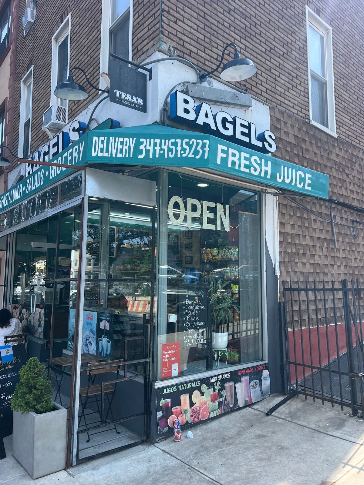 Tesa’s Bagel Café