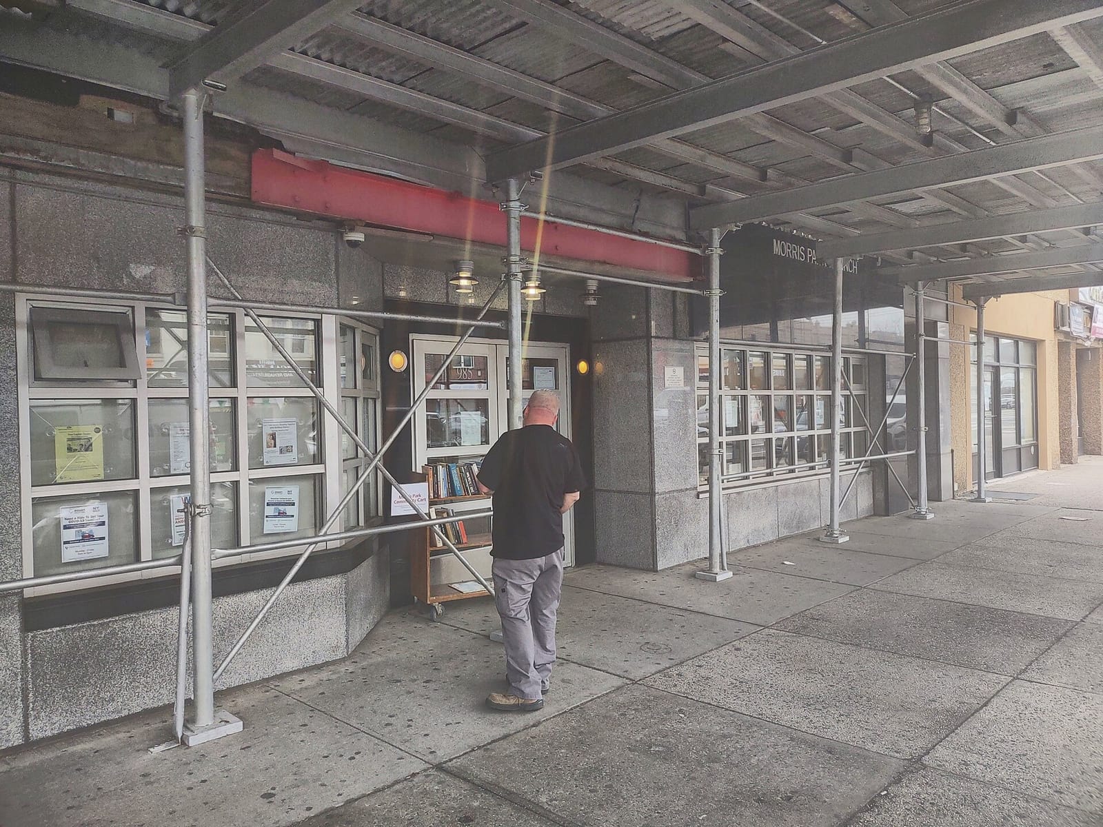 Patsy's Pizzeria Morris Park photo 3