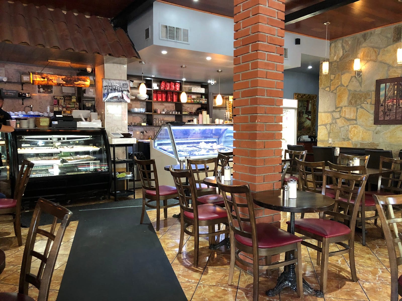 Luna Cafe