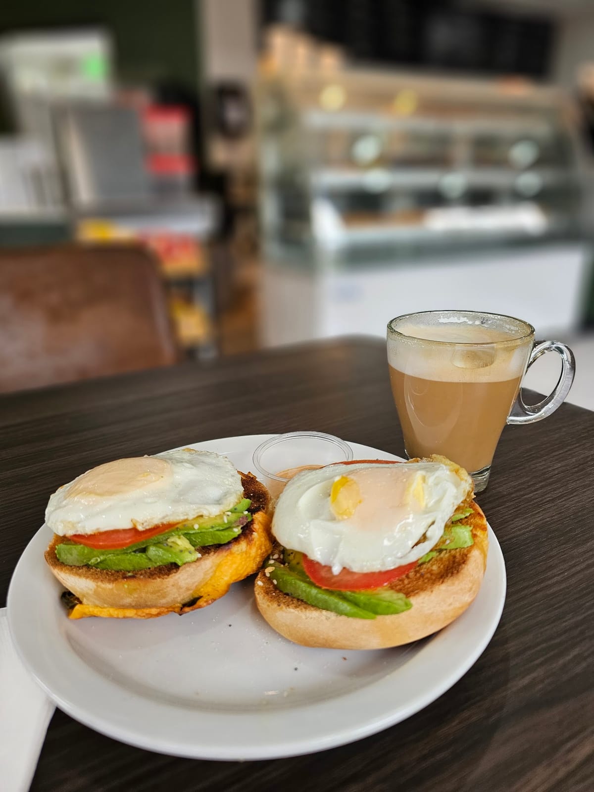 La Cereza Cafe & Bakery