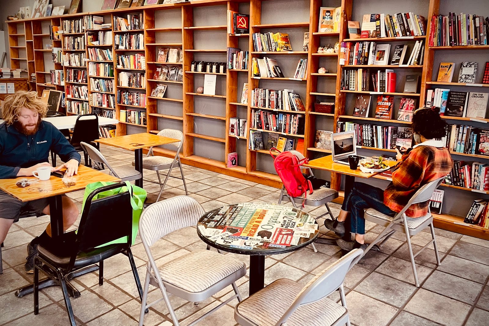Revolutionary Grounds Books & Coffee