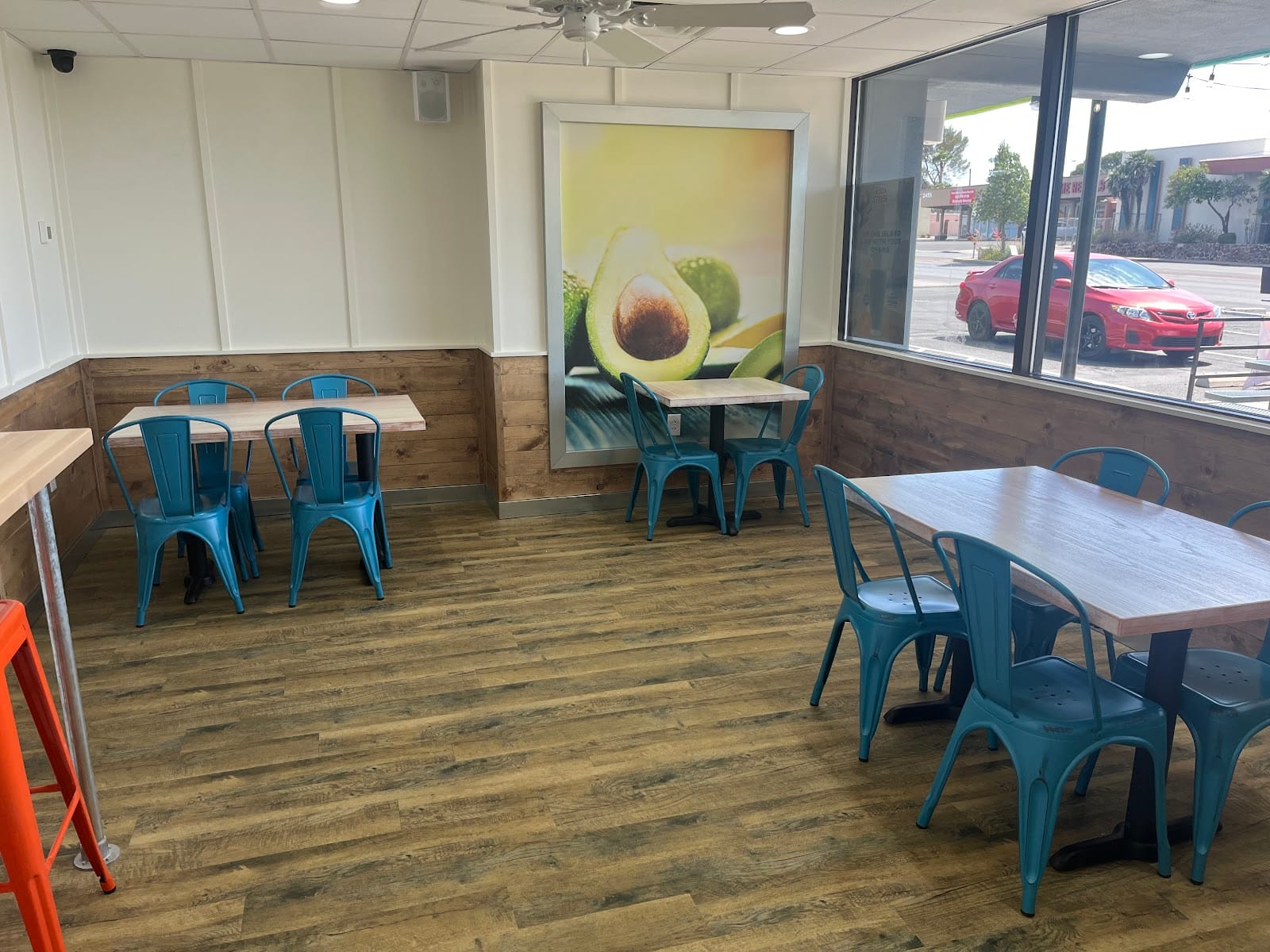 Tropical Smoothie Cafe