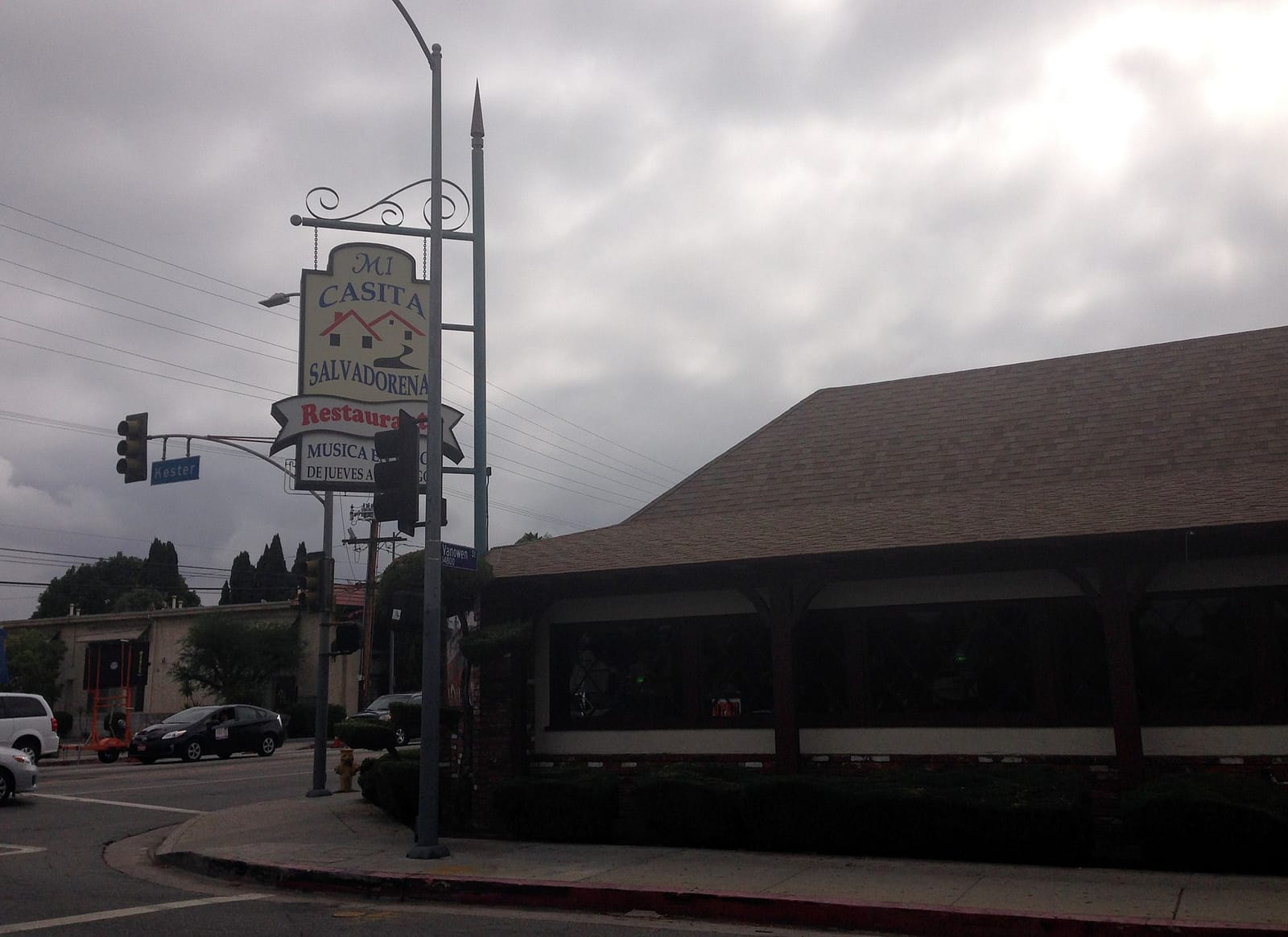 Victory Caffe- Van Nuys photo 4