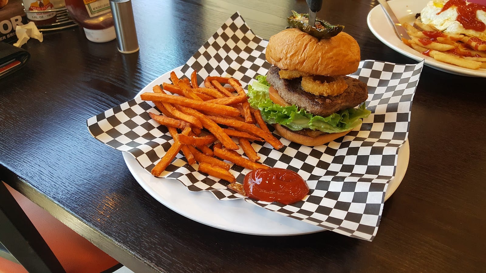 The Corner Café