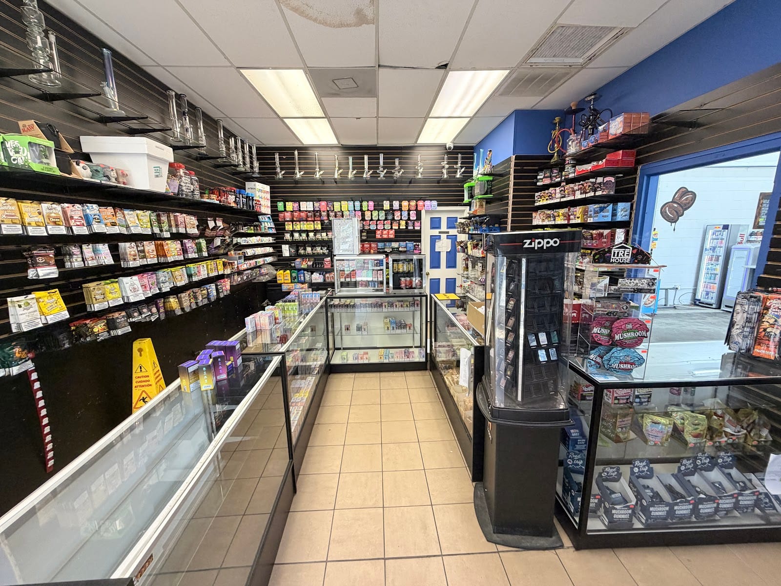 Neptunes Cafe and smoke shop