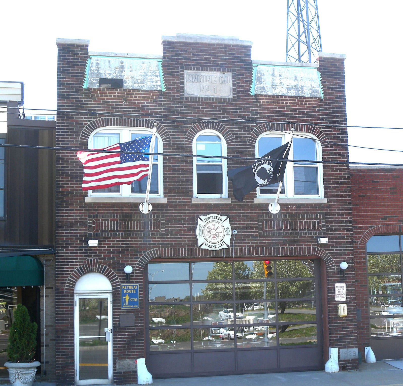 Eggty8 Cafe photo 2