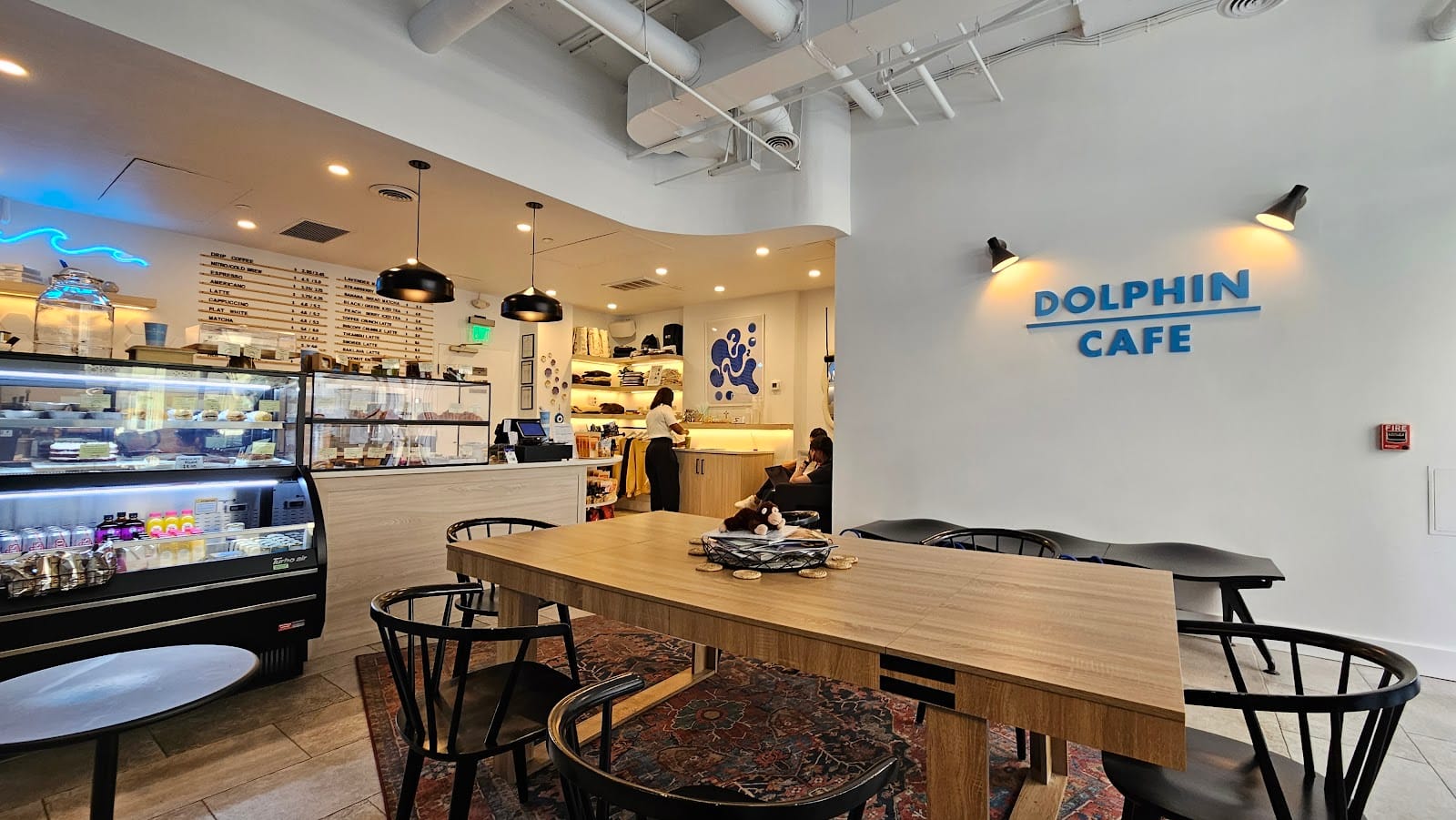 Dolphin Cafe