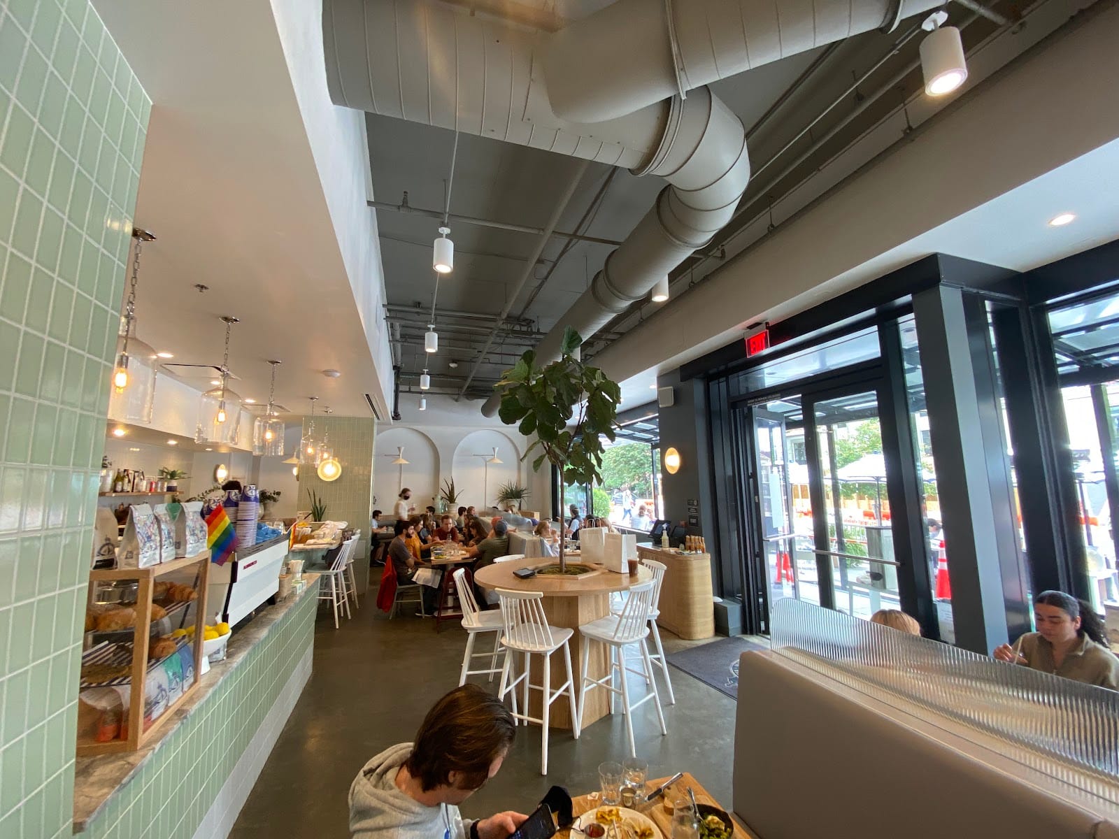 Bluestone Lane Logan Circle Café