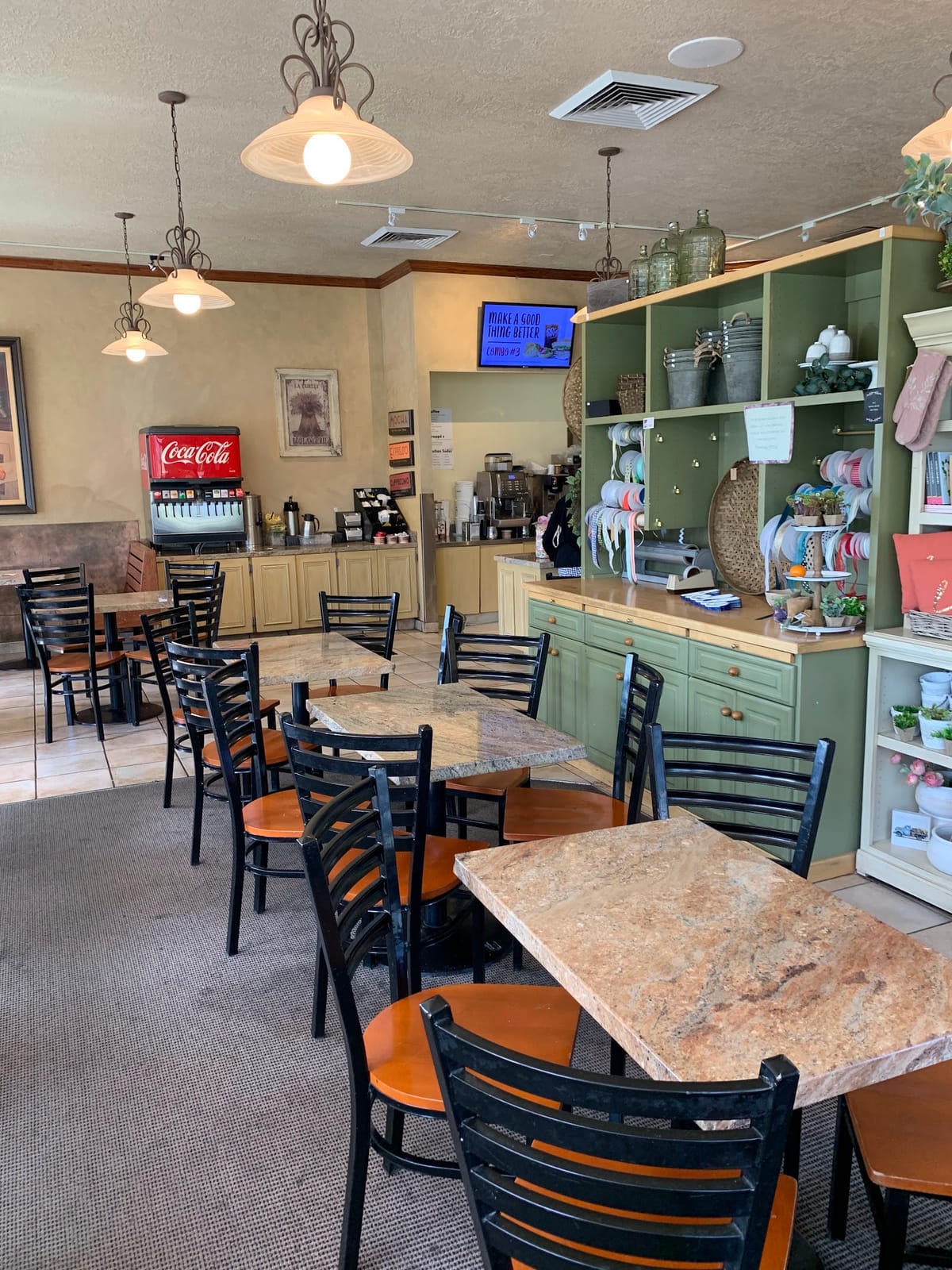 Kneaders Bakery & Cafe