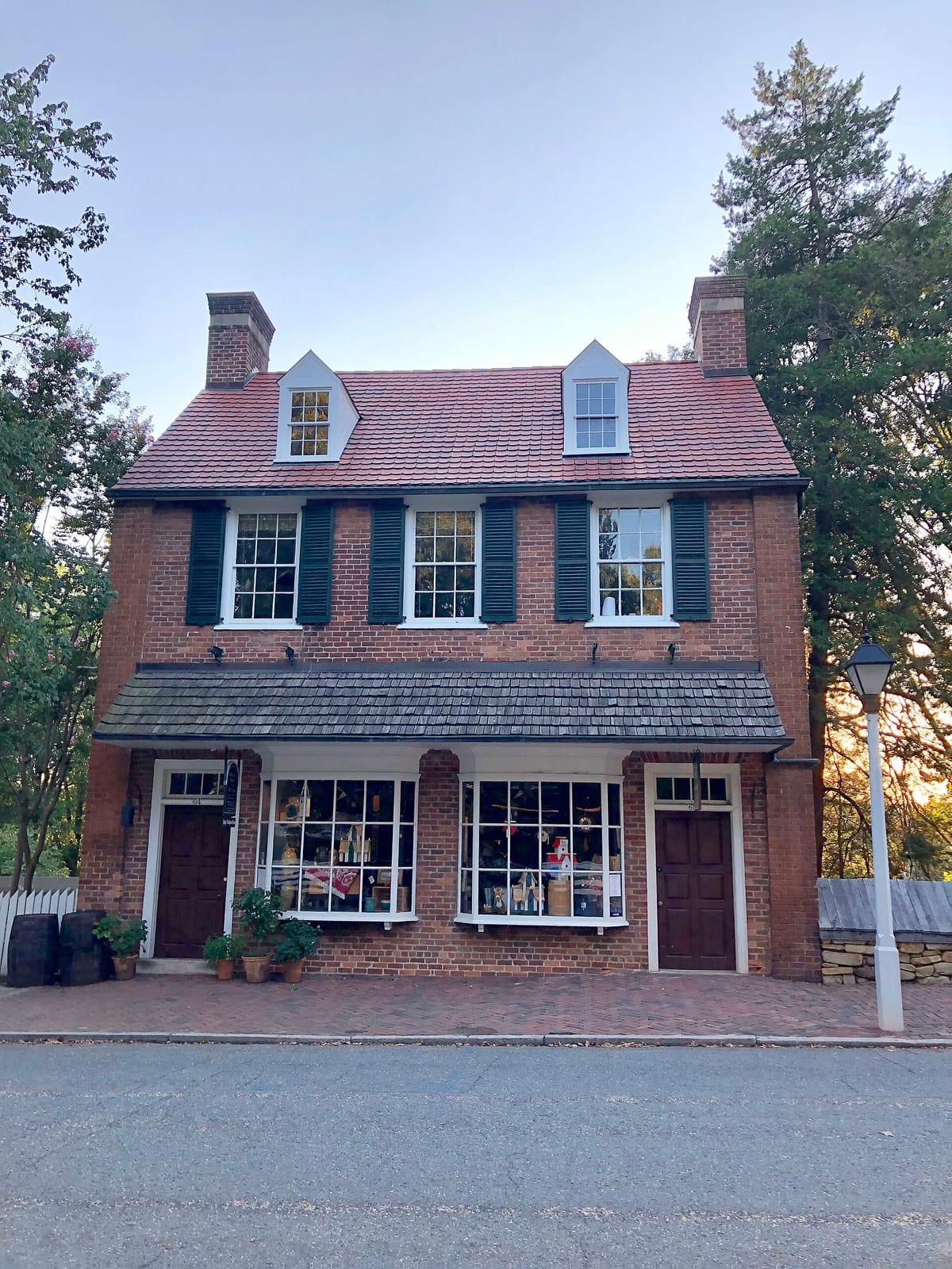 Lot 63: Bakery, Coffeehouse, Pub, Wine Bar photo 13