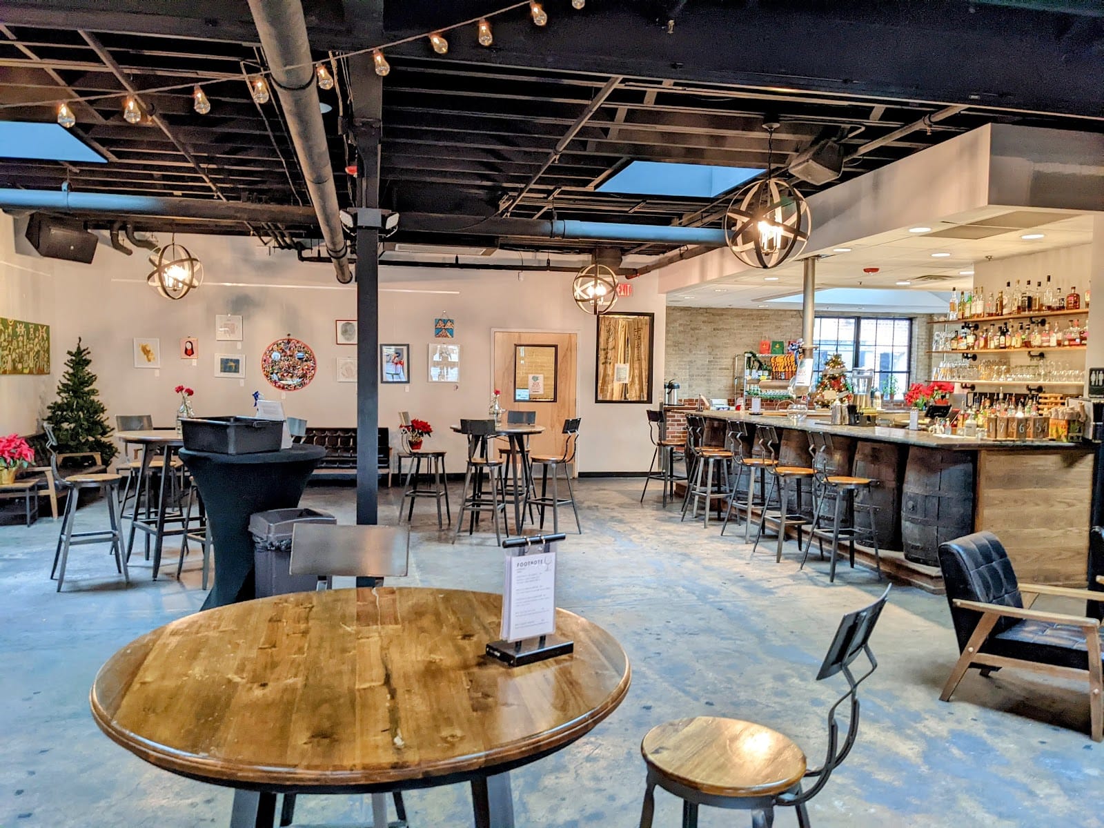 Footnote Coffee & Cocktails