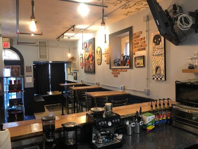 The Summit Lounge