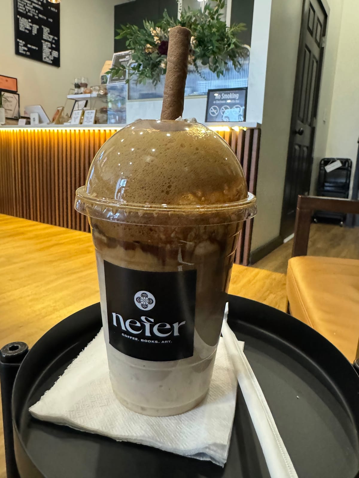 Nefer Bookcafe´