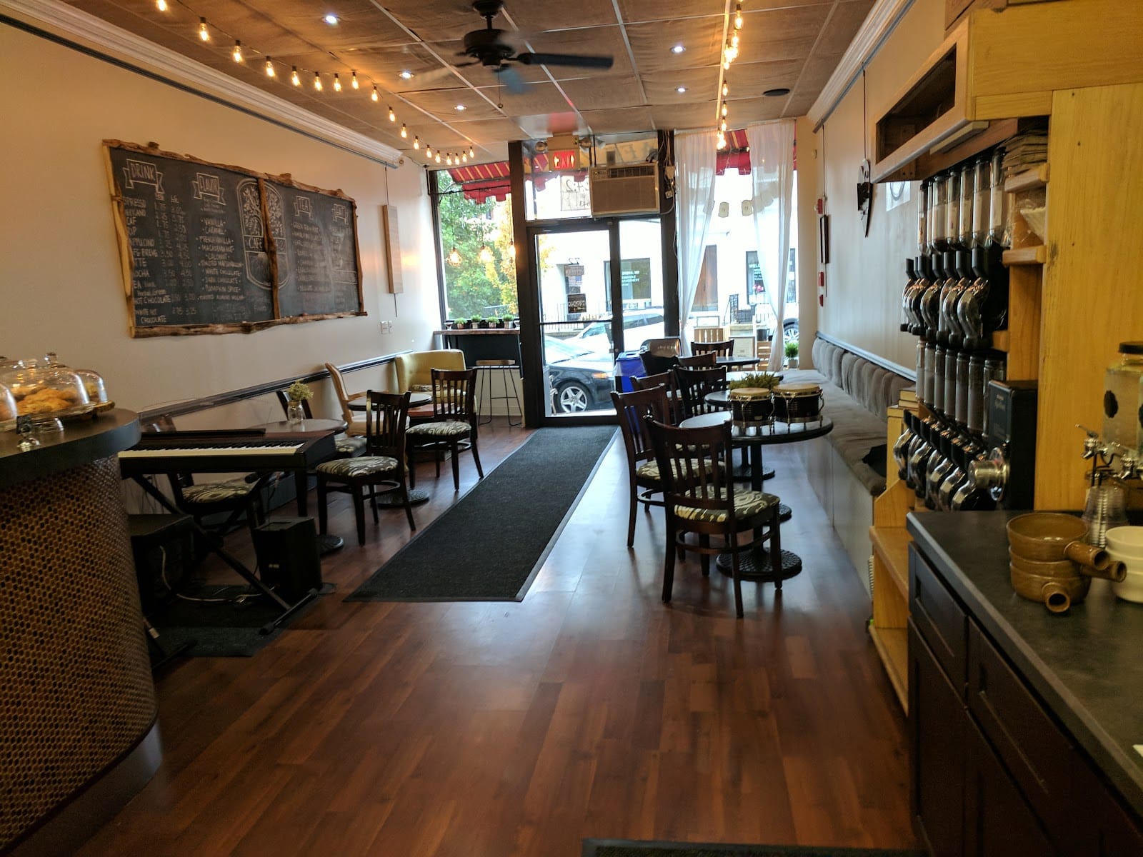 Cafe E42
