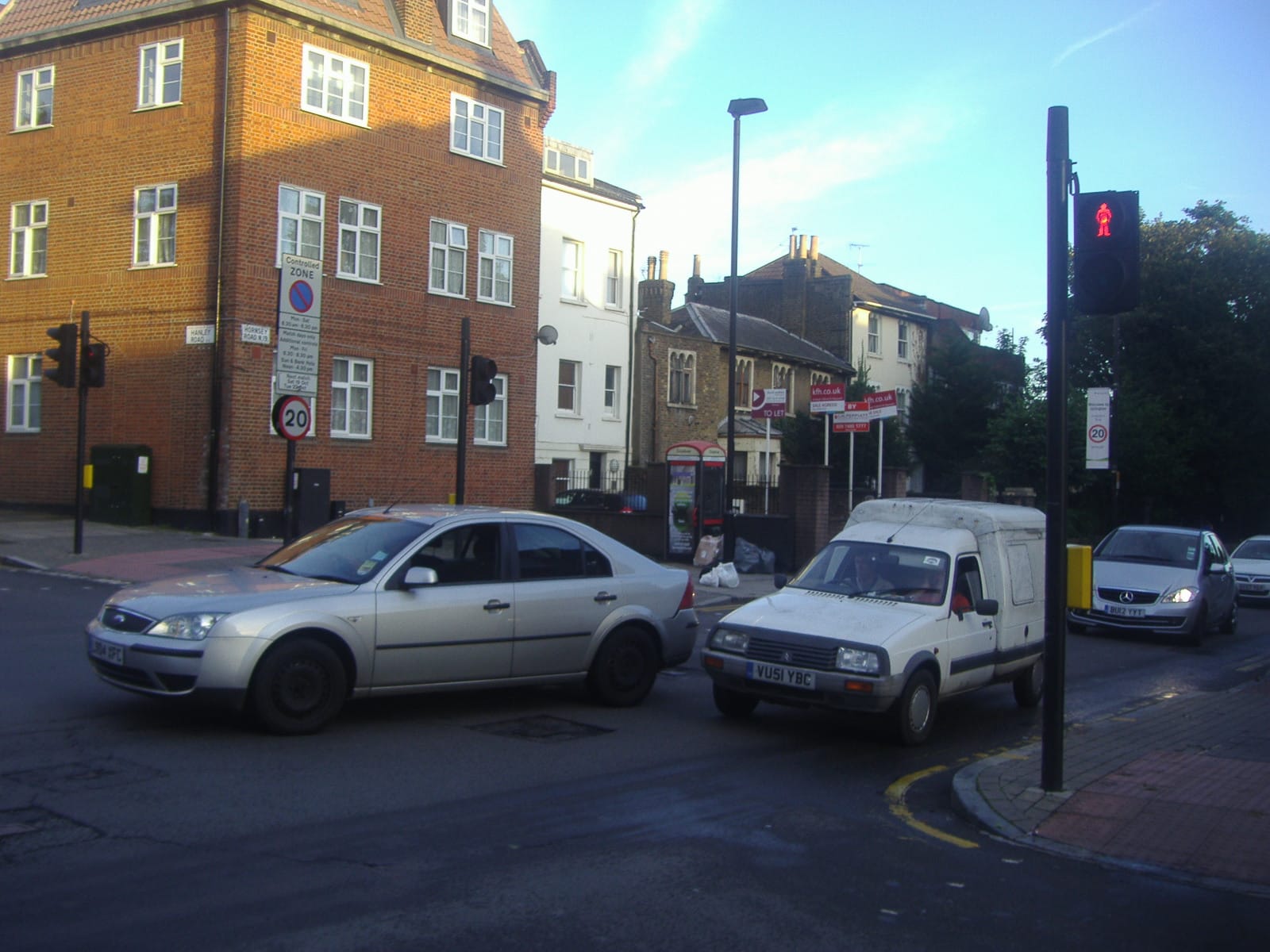 Hamlet Cafe & Restaurant photo 3