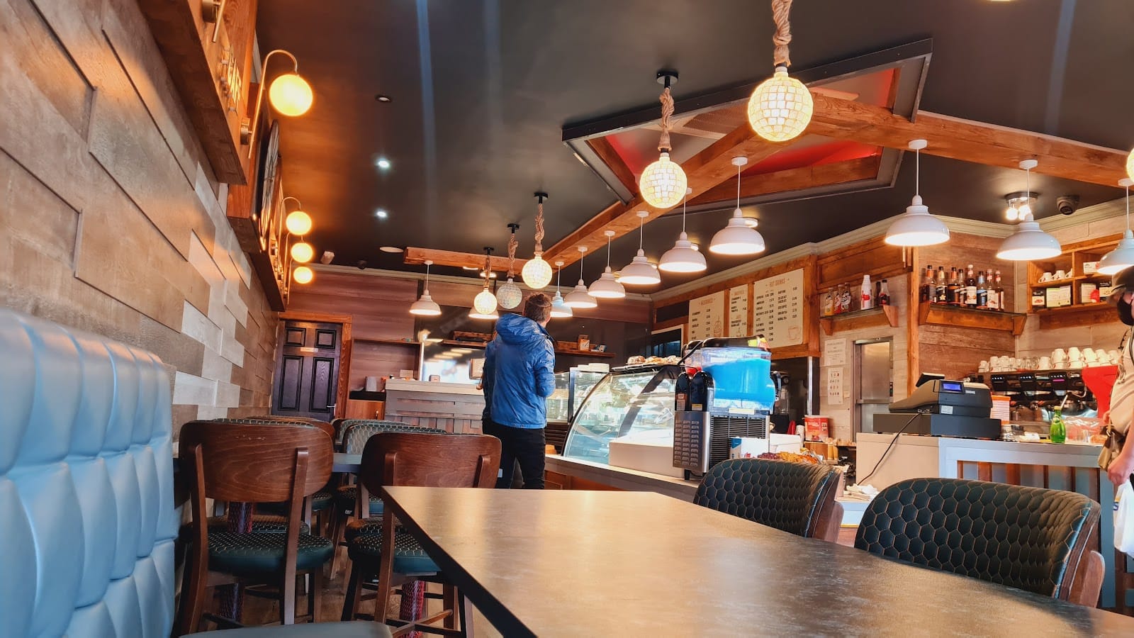 D&D Hill Cafe