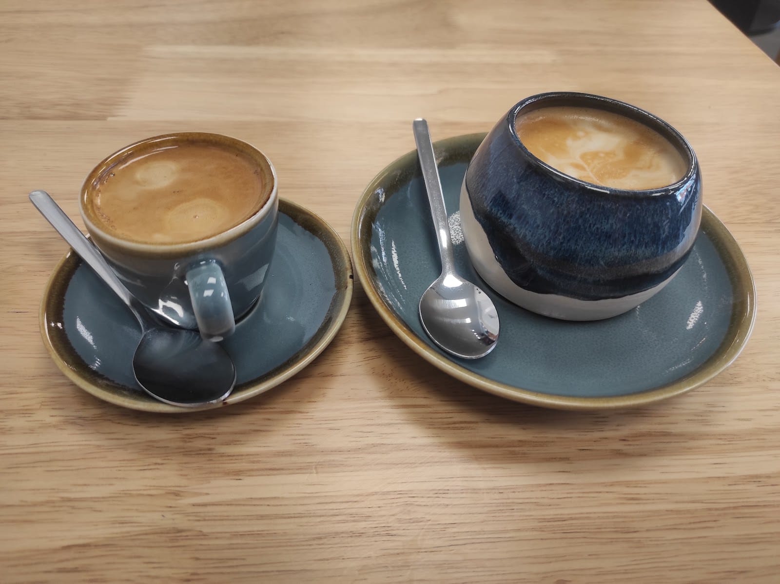 No.7 Coffee House