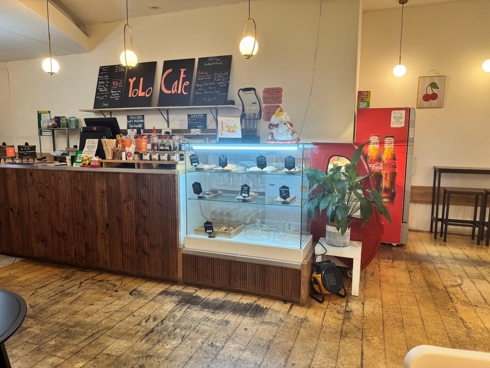 Yolo Cafe