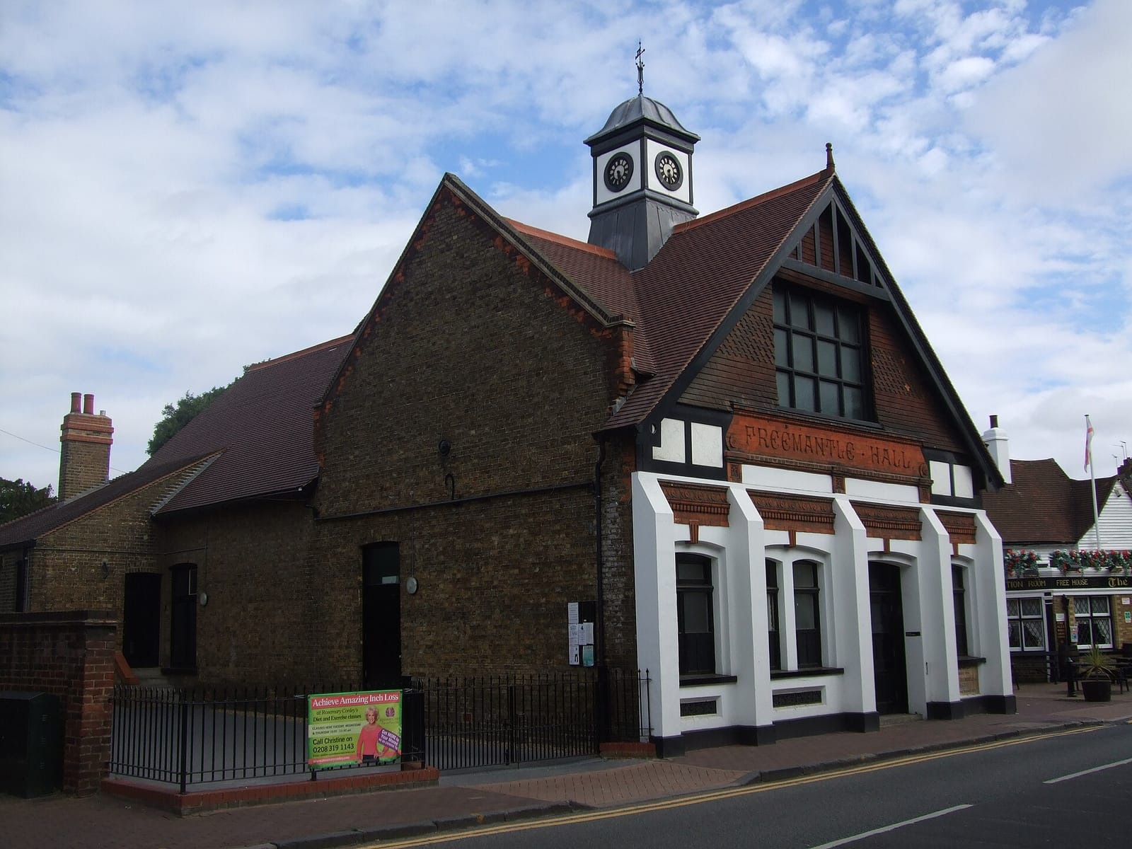 Bexley Paw Parlour - Dog Grooming Salon photo 5