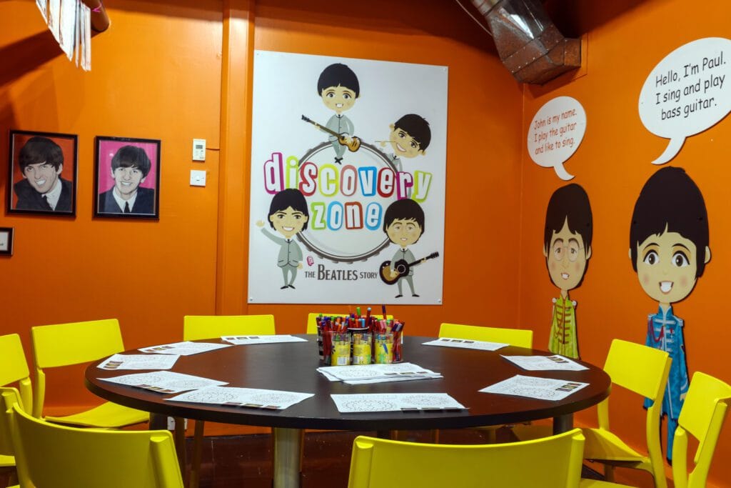 The Fab4 Cafe - Beatles-themed food and drink photo 7