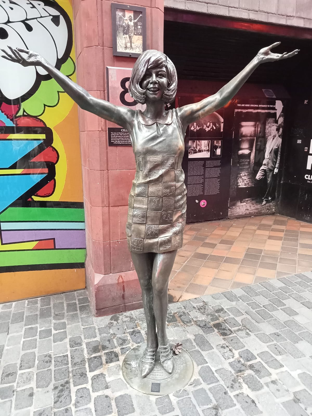 Chantilly Beatles Cafe photo 2