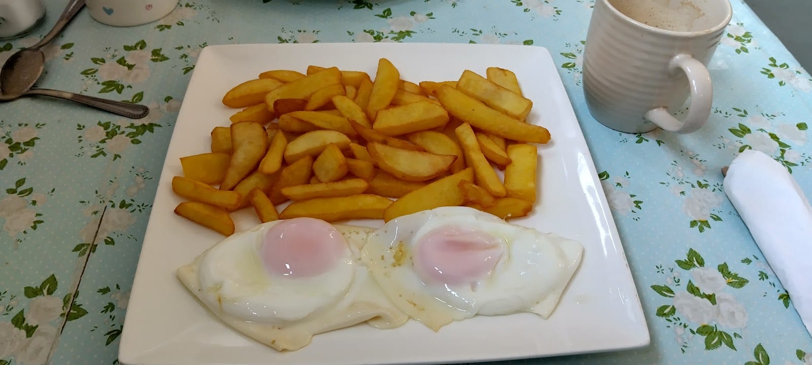 New Brighton Station Cafe
