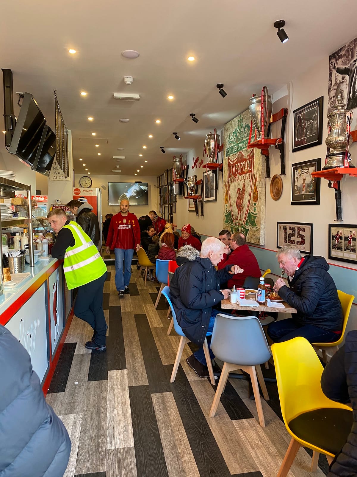 Georgie Porgy Cafe