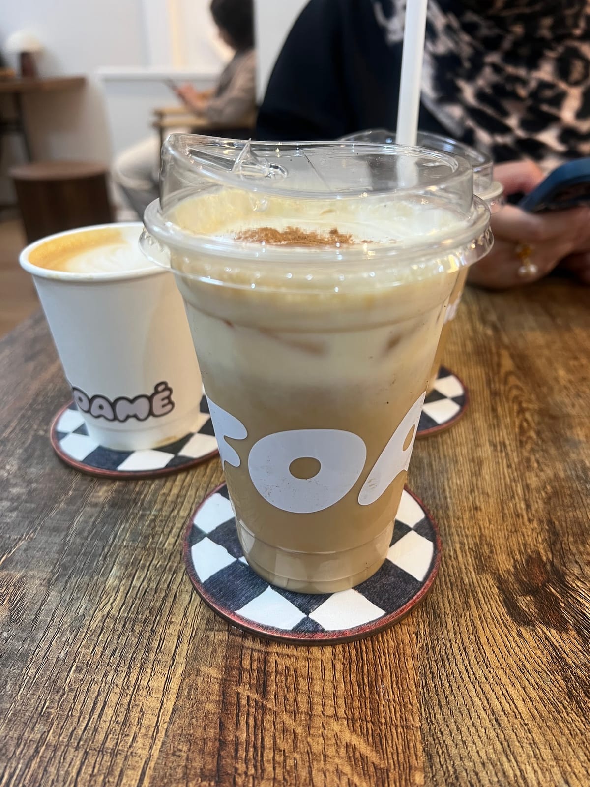 FOAMÉ Café