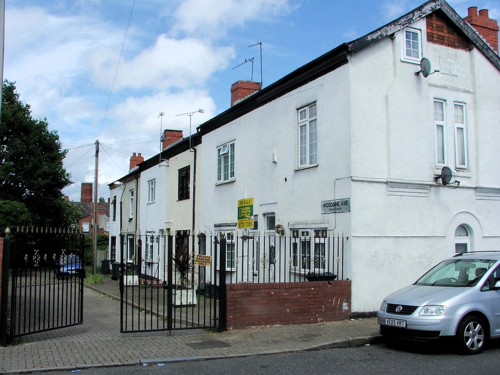 EIS CAFE - Coventry Road photo 3