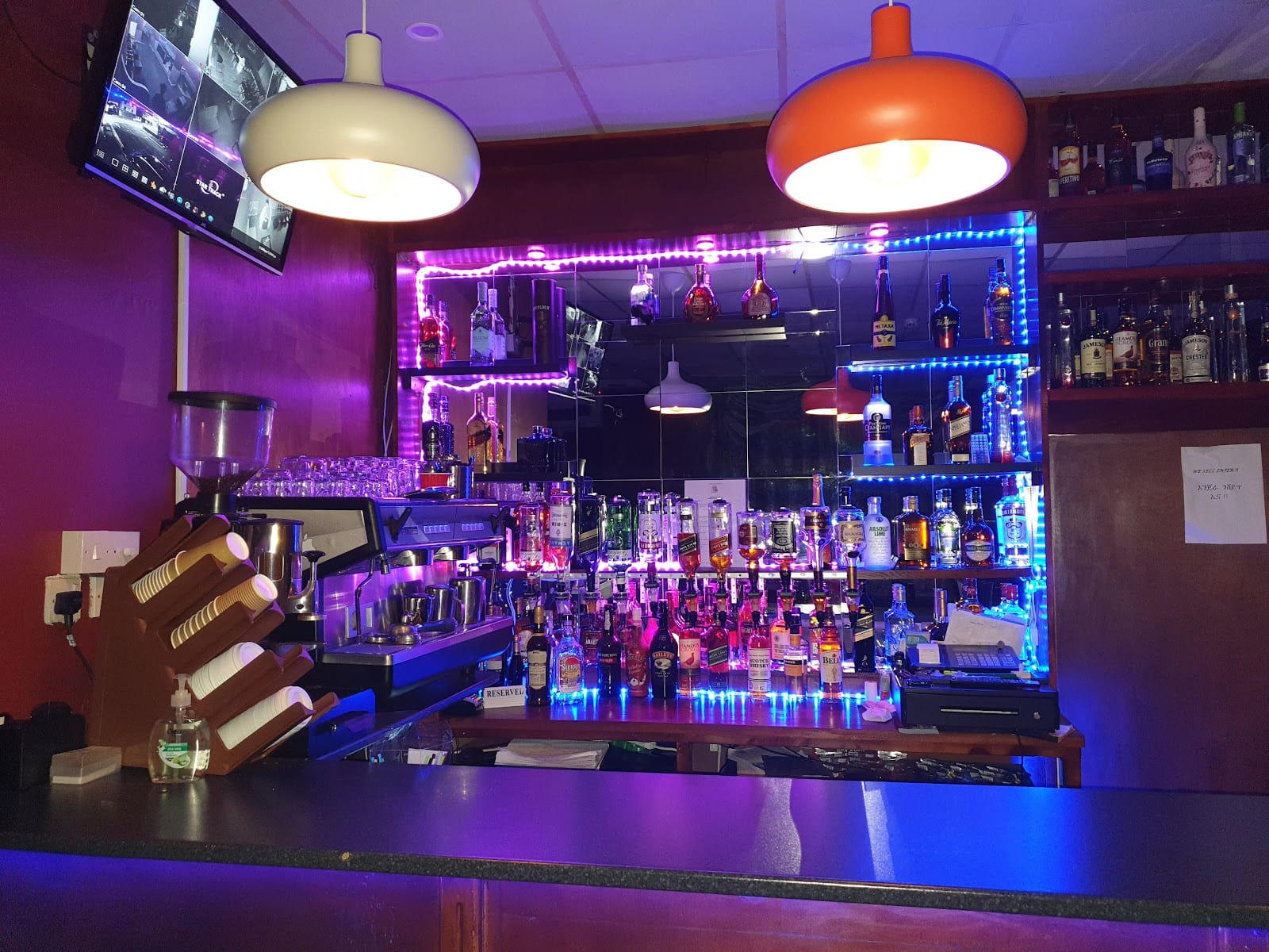 Bar Super cafe & restaurant(eritreanðiopian)