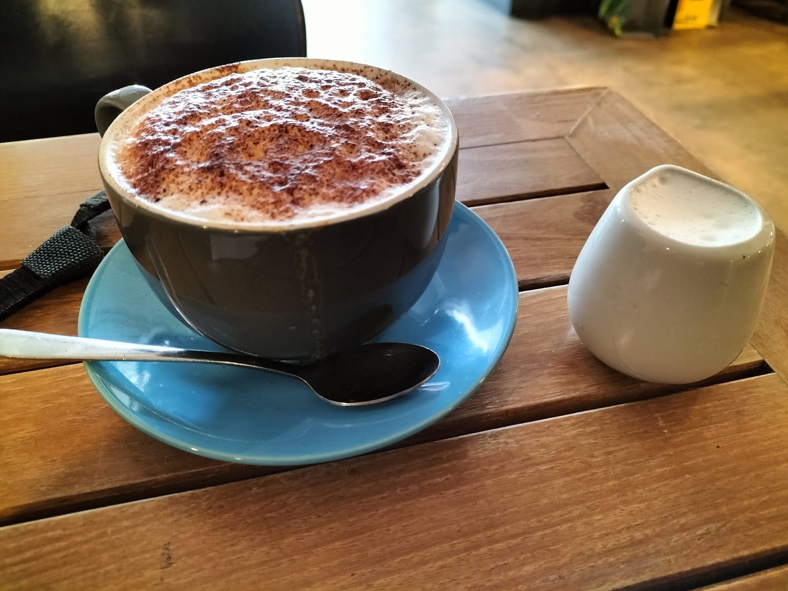 Oikos Café