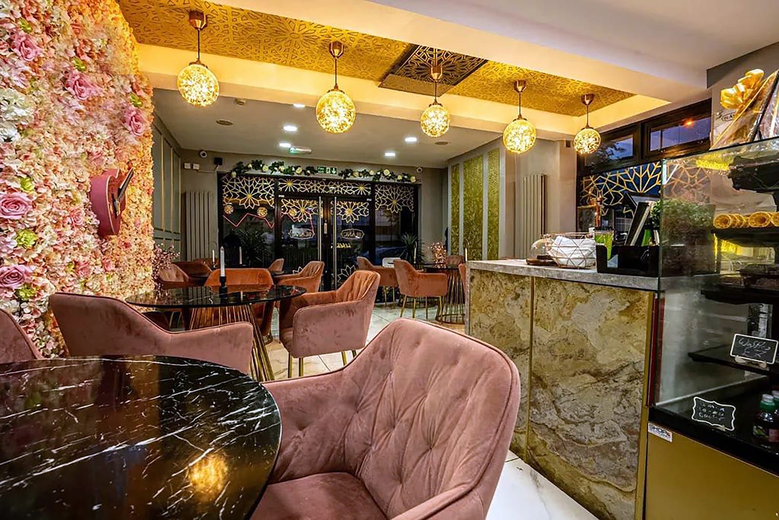 MishMash Desserts & Cafe