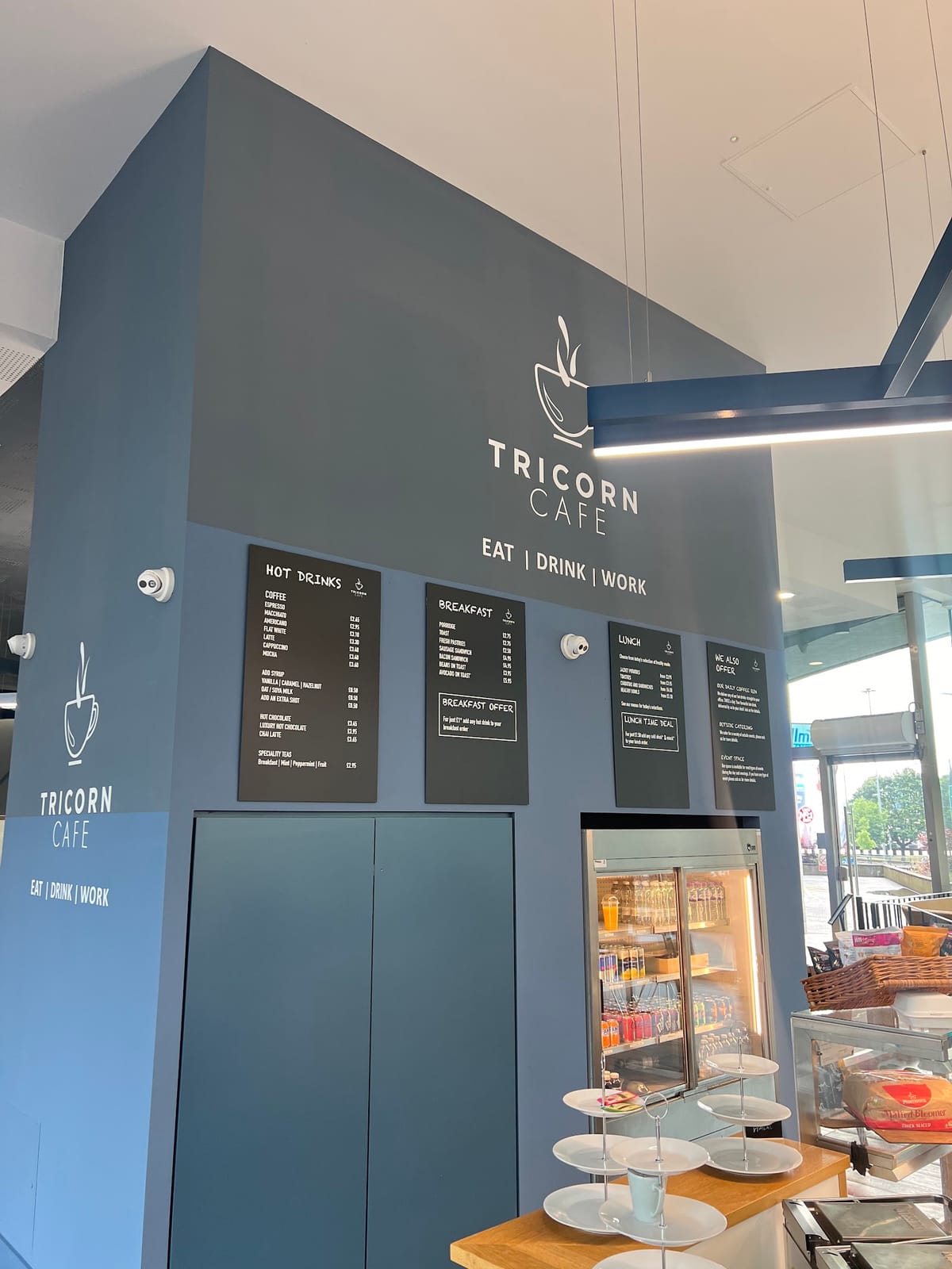 Tricorn cafe
