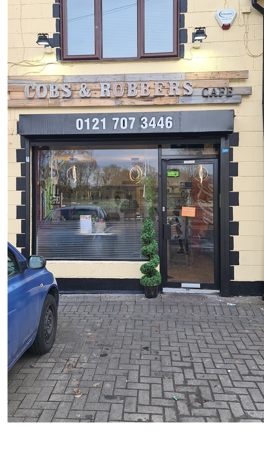 Cobs and Robbers Cafe