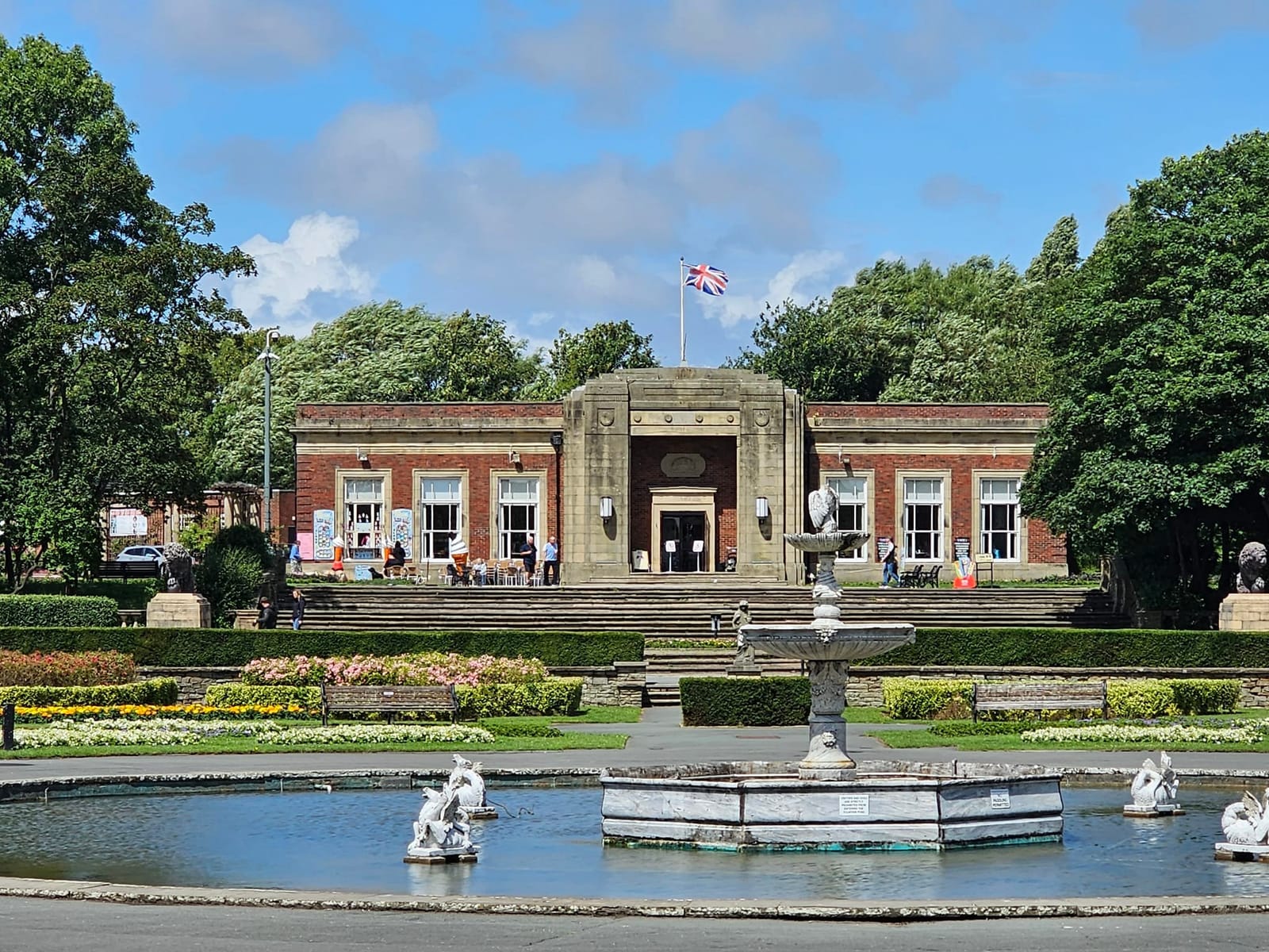 Park's Art Deco Café photo 2