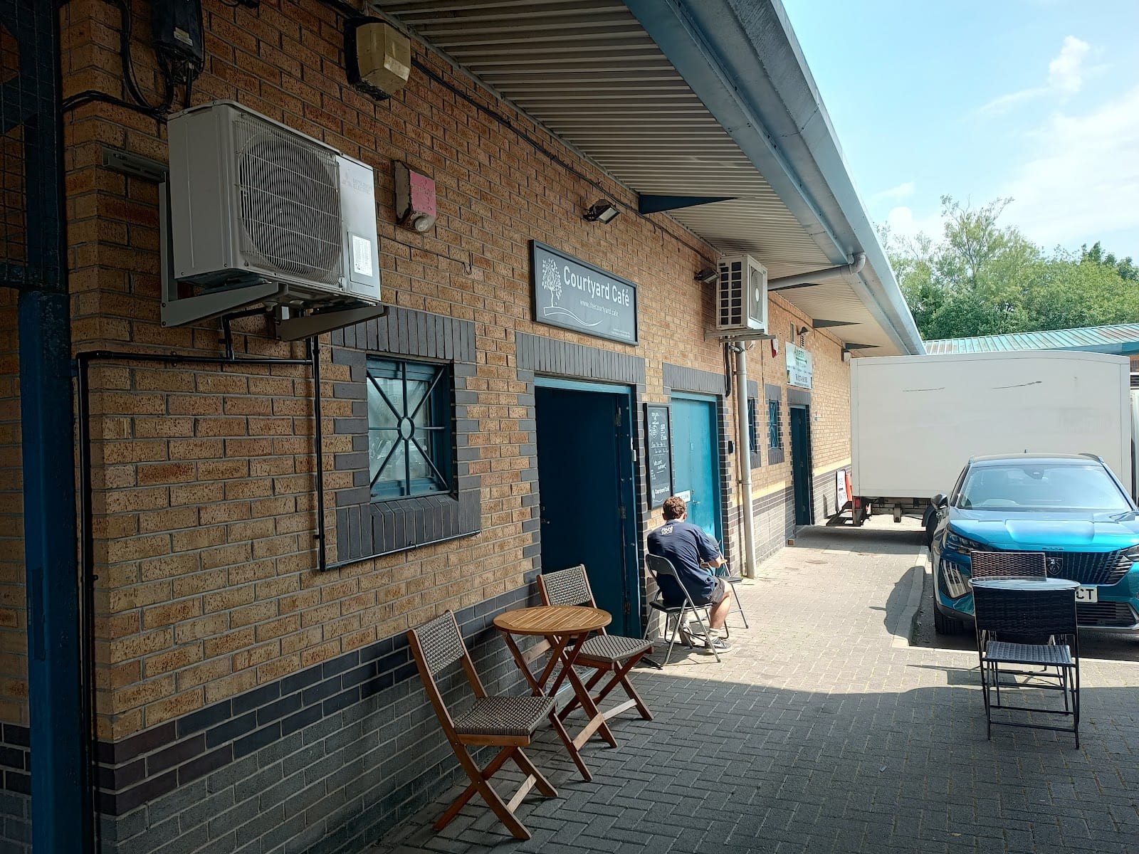 Courtyard Café