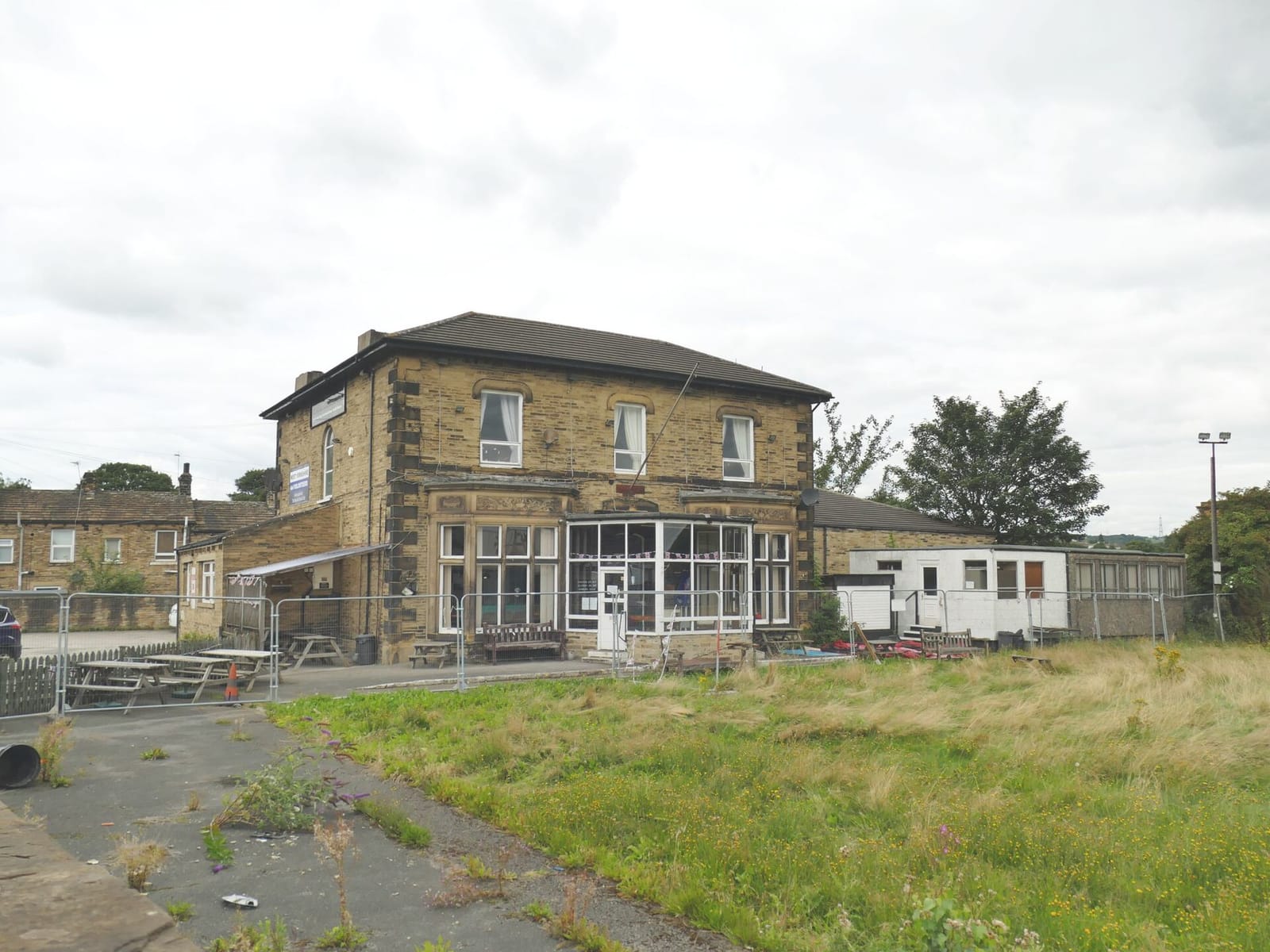 Cafe Thai Takeaway Cleckheaton photo 3